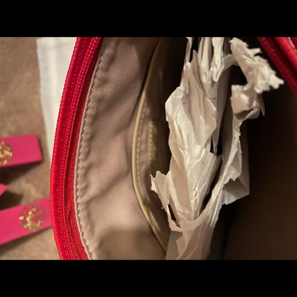 Lacoste Flat Crossover Bag - Picture 3 of 4